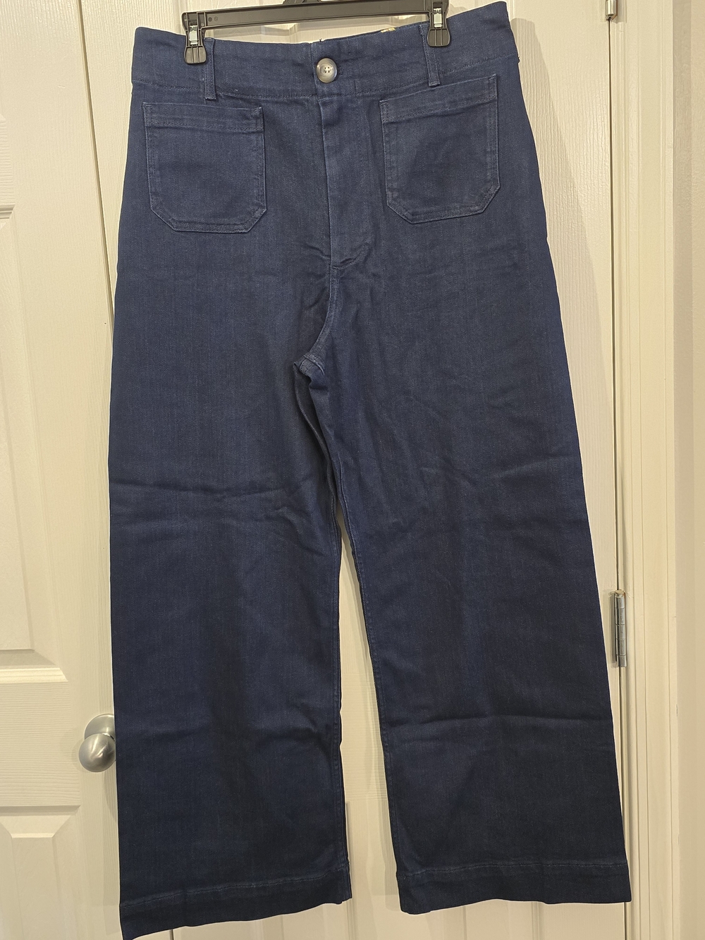 NWT Maeve Colette Jeans - 32 Tall
34" approx waist & 29" approx inseam